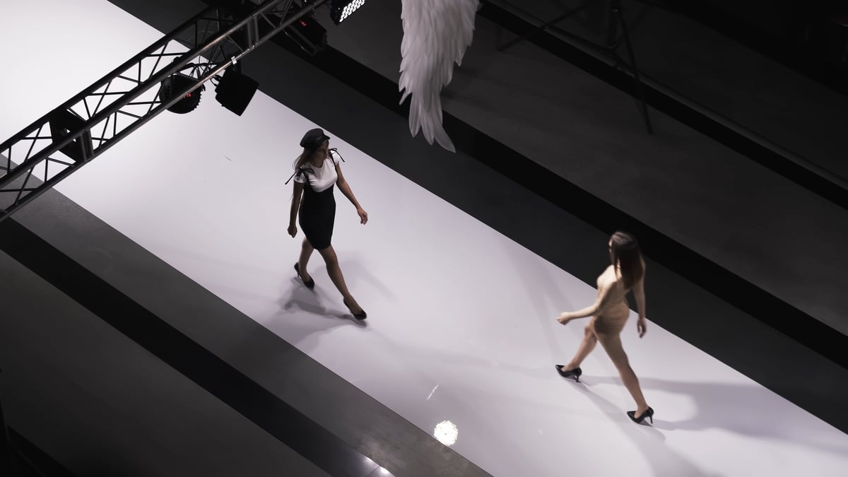 Child kid model on fashion runway